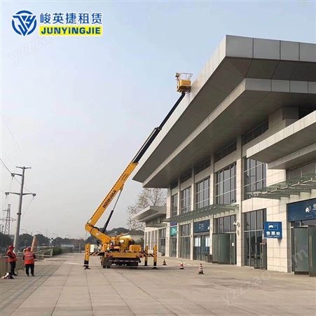 A南宁32米高空作业车出租 升降机出租平台