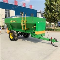 牵引式有机肥抛粪车好用 玉米地用的牛粪撒粪车 合作社合作撒肥机