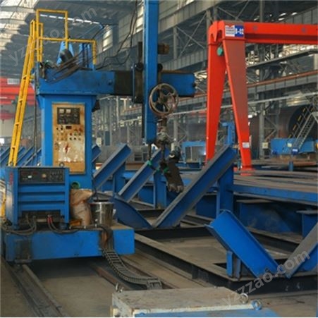 佩玛 PM-63型龙门式多头U肋焊接机 进行多线焊接操作的大型机械设备
