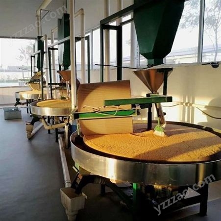 润埠泰集团三盘组合石磨面粉机 农户来料加工小型磨面粉设备