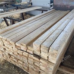 防腐木方加工厂加工密度工艺四面见线 良美建材 建筑方木